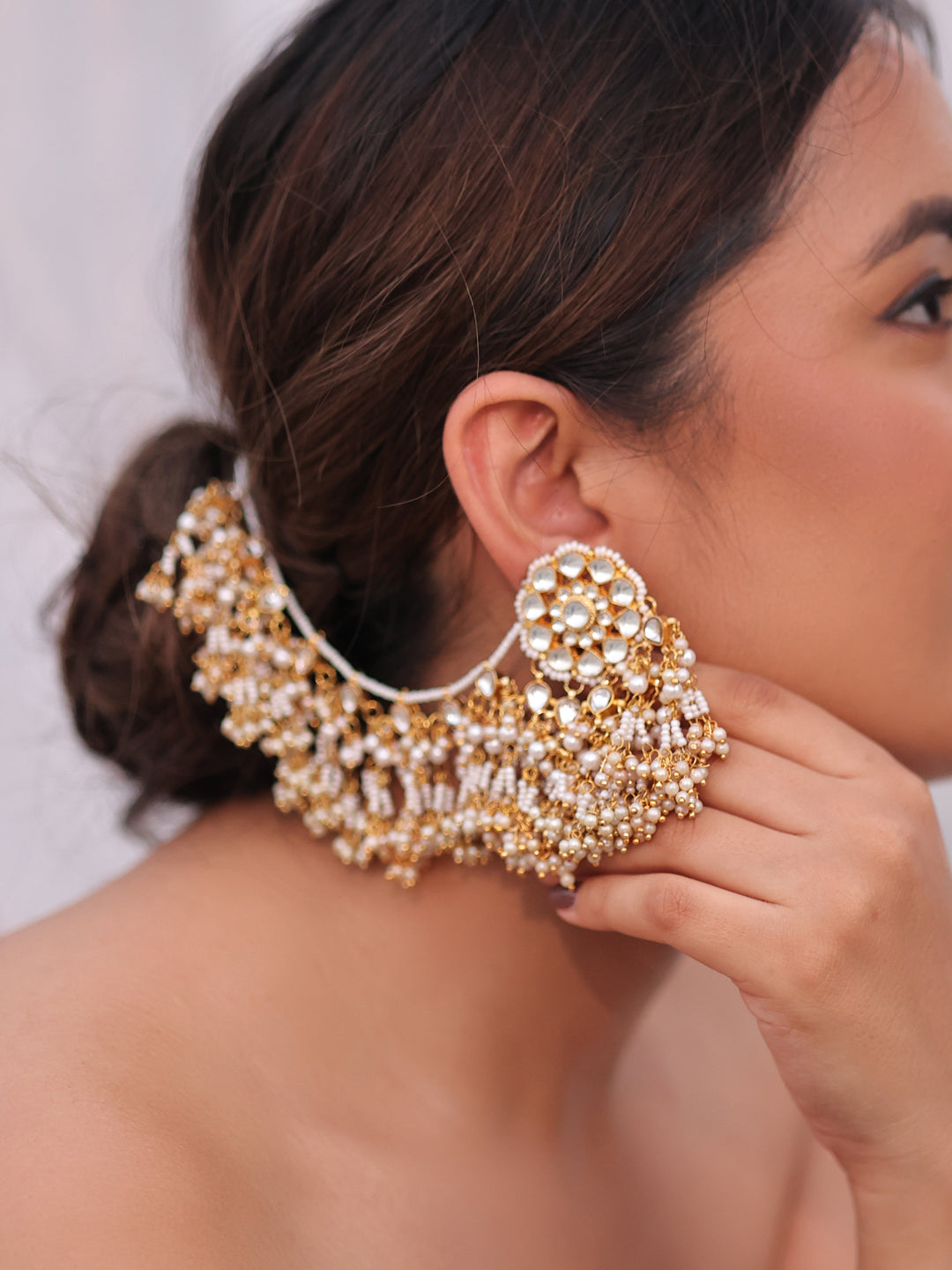 White Serenity Eternal Pachi Kundan Earchain