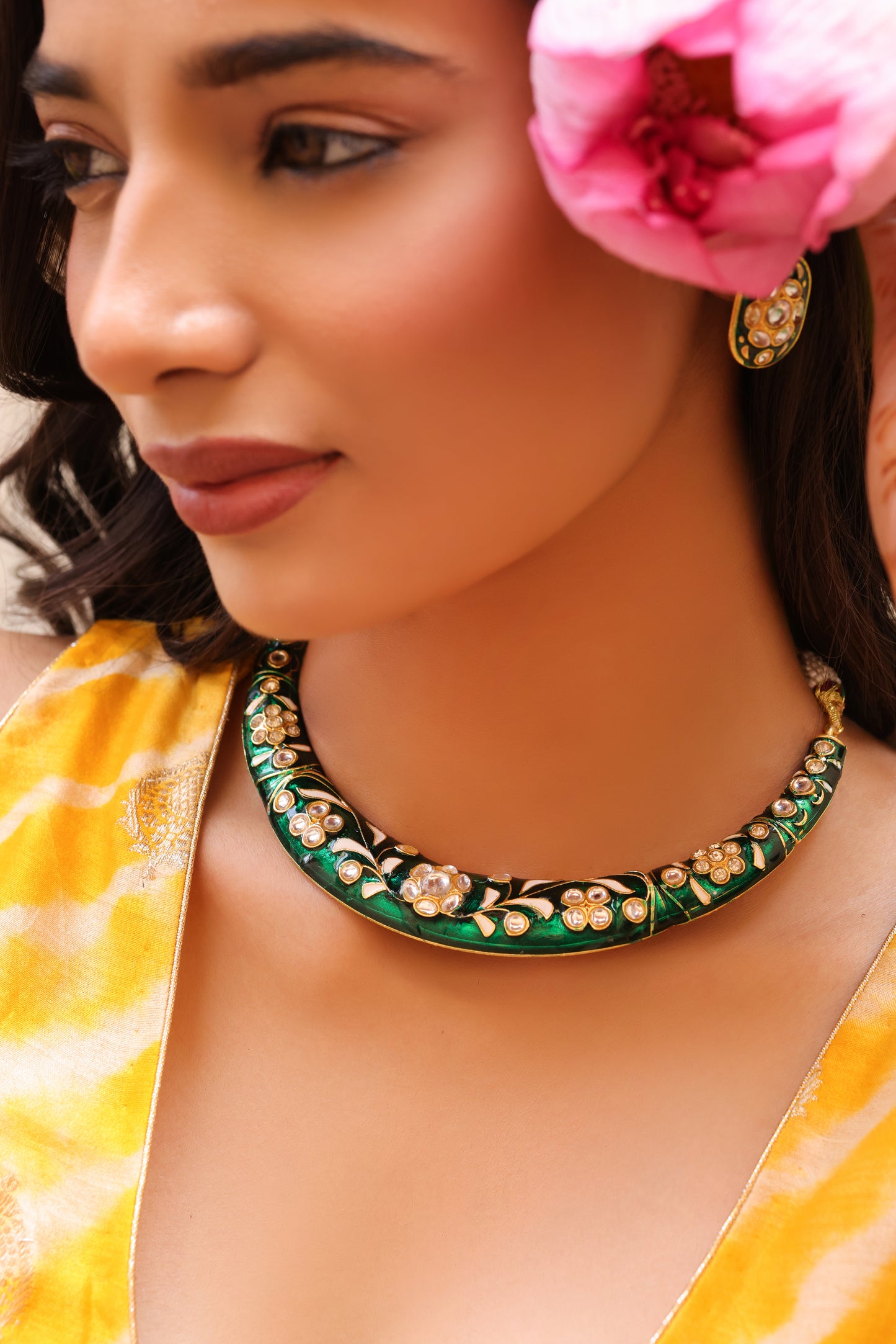 Meena Royal Hasuli Set