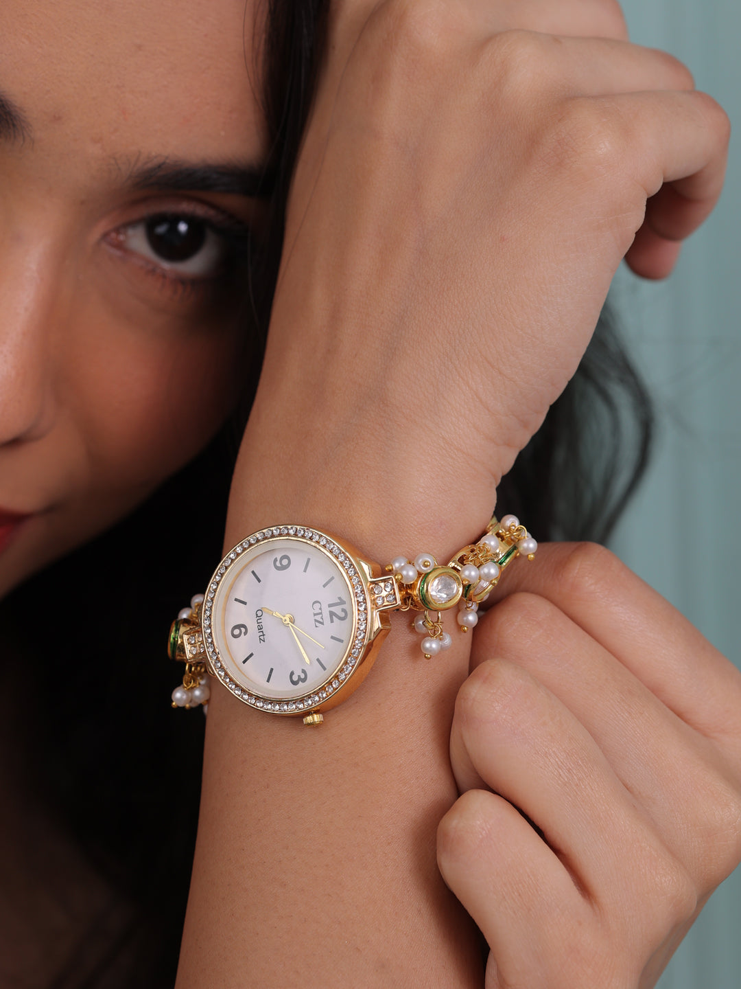 Regalith Eternal Charm Pachi Kundan Watch