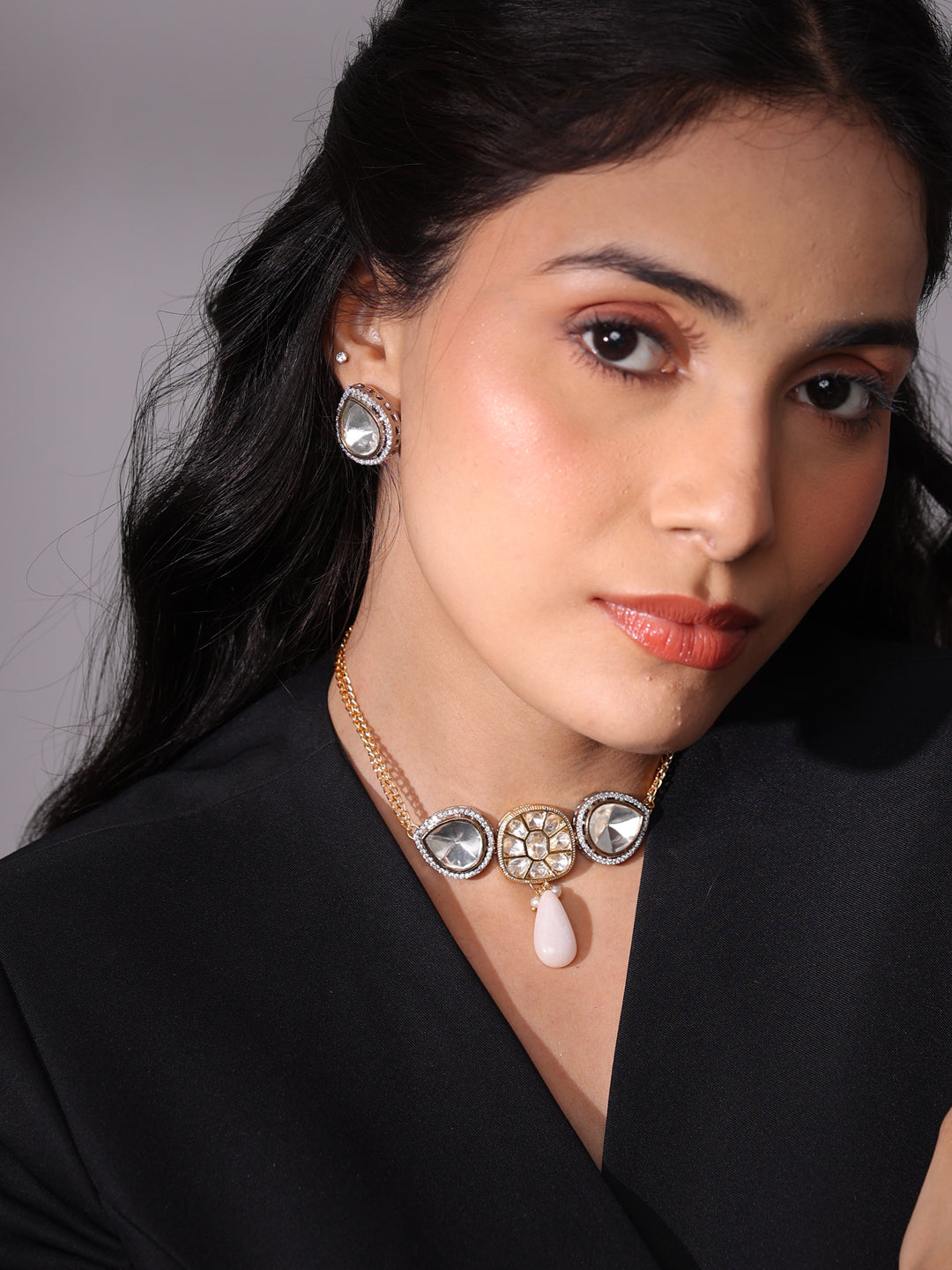 Arnika Timeless Radiance Kundan Pendant Necklace Set