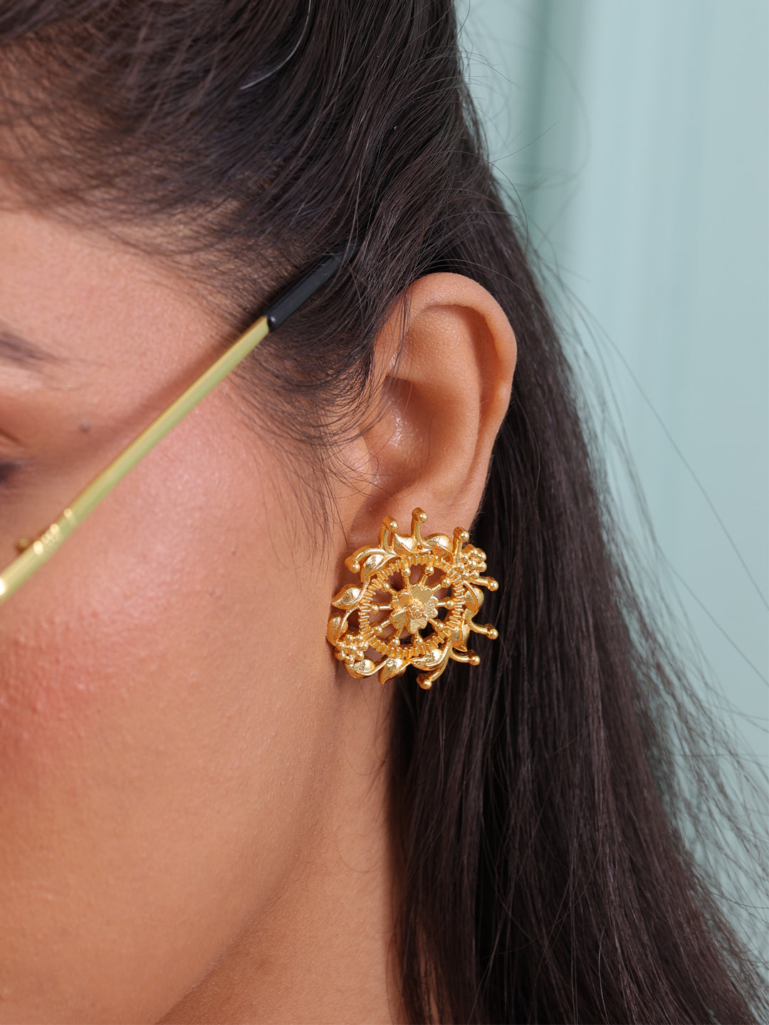 Samaira Radiant Golden Blush Harmony Necklace Set