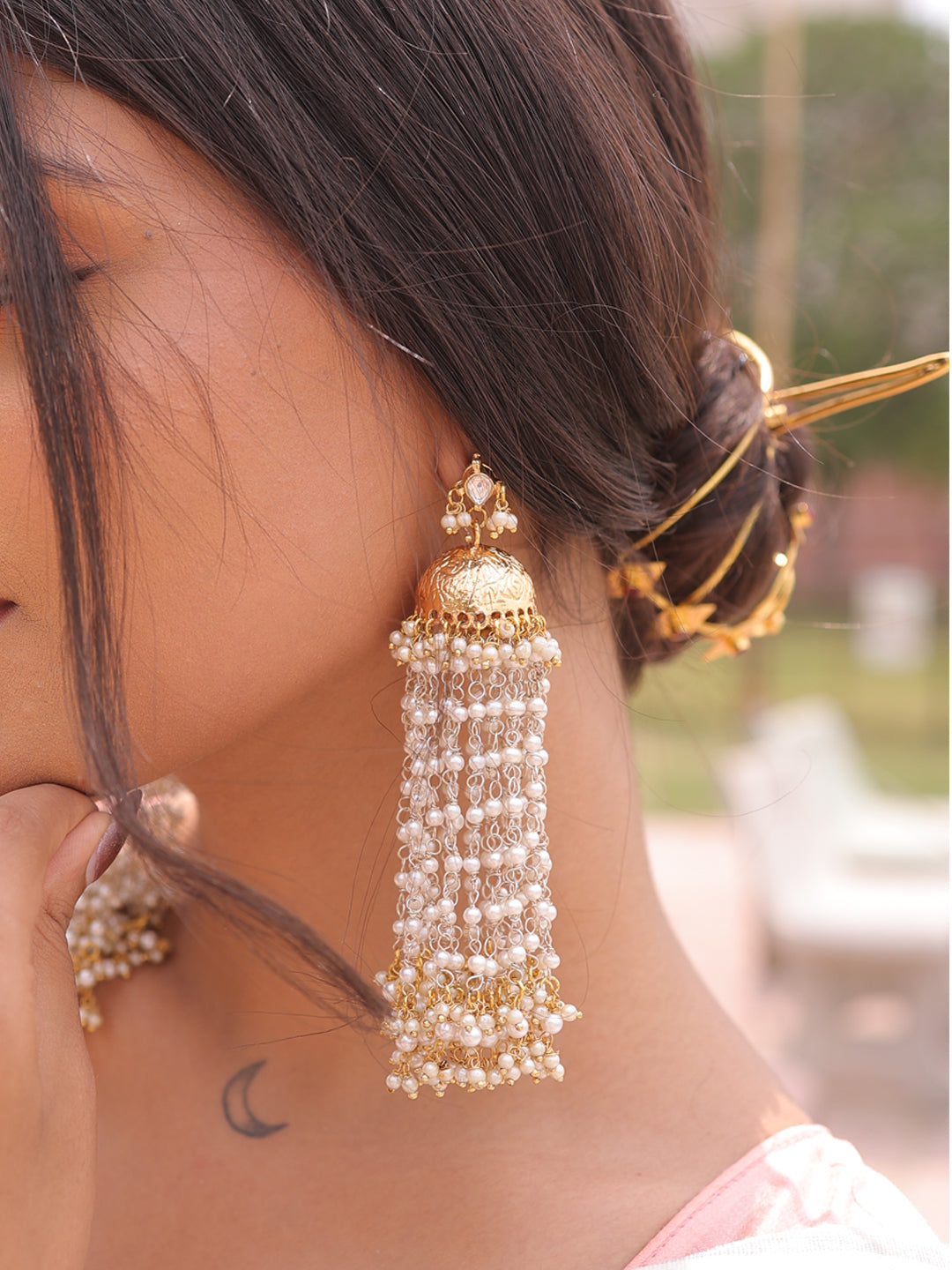 Divyana Eternal Allure Pachi Kundan Cascading Jhumkas