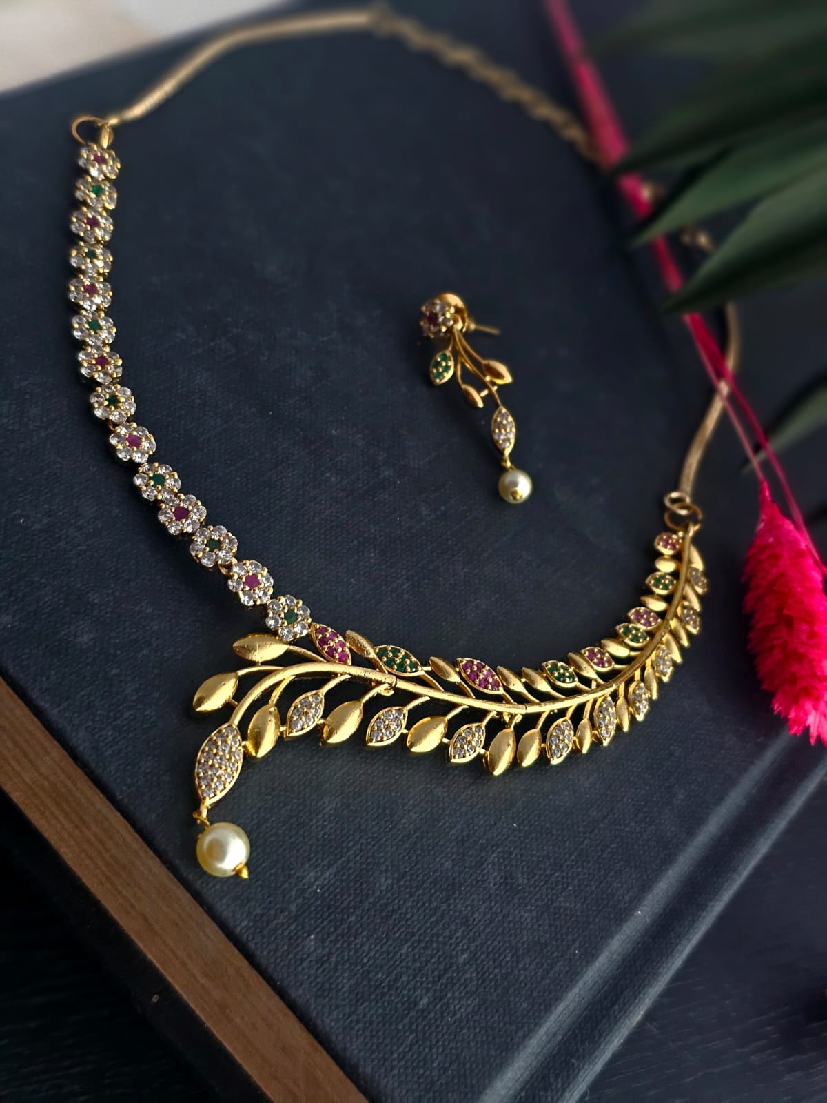 Jiva Leaf Motif Golden Elegance Necklace Set