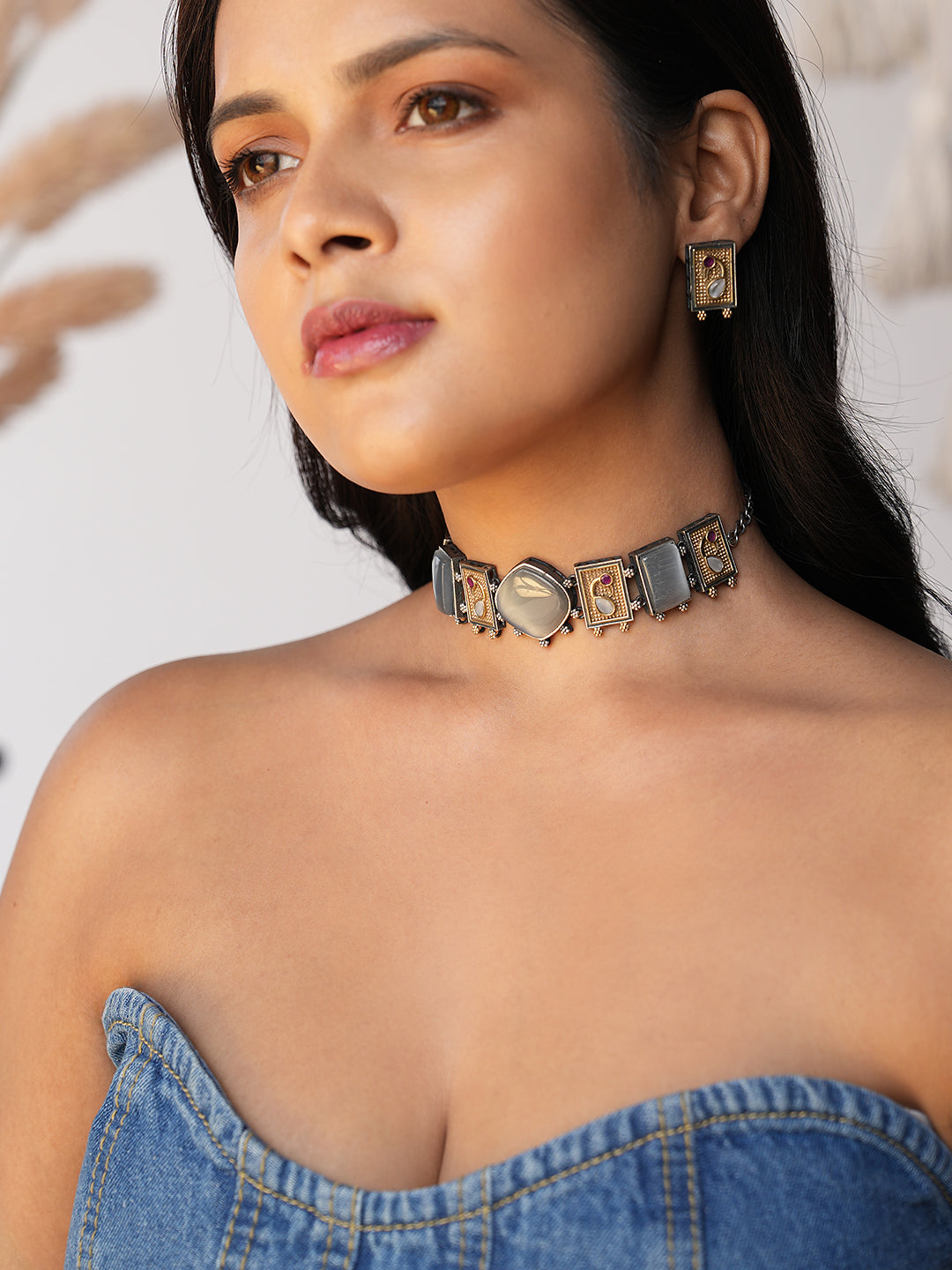Amaya Exquisite German Silver Ornate Choker Set