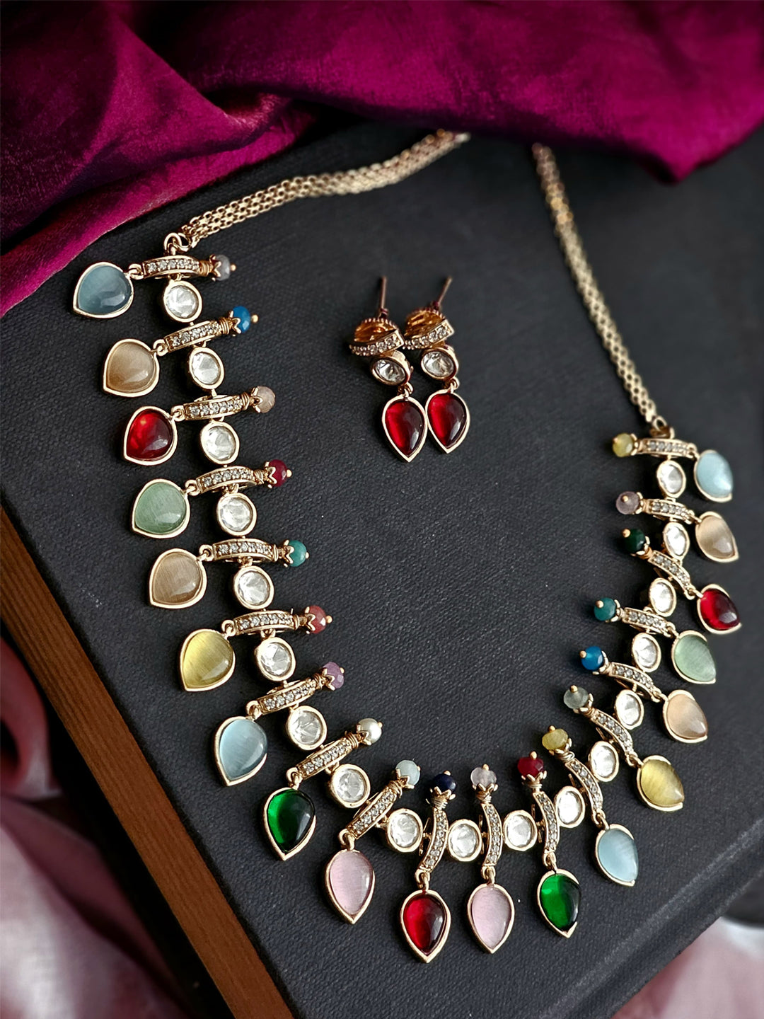 Celestial Glow Mojonight Necklace Set