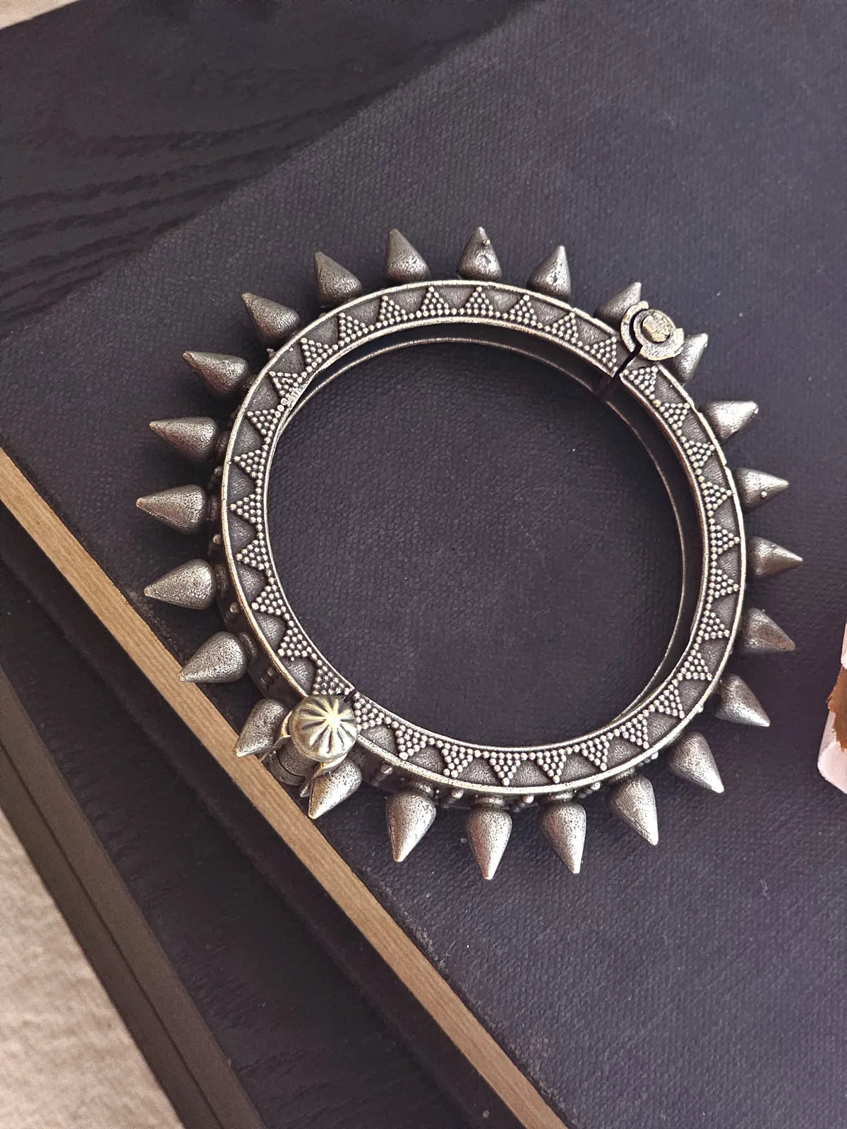 Vintage Elegance Enchanted Charm Silver Kada