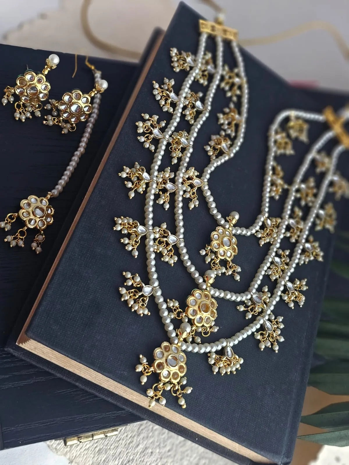 Triple-Layered Ishara Regal Kundan Necklace Set With Mangtika