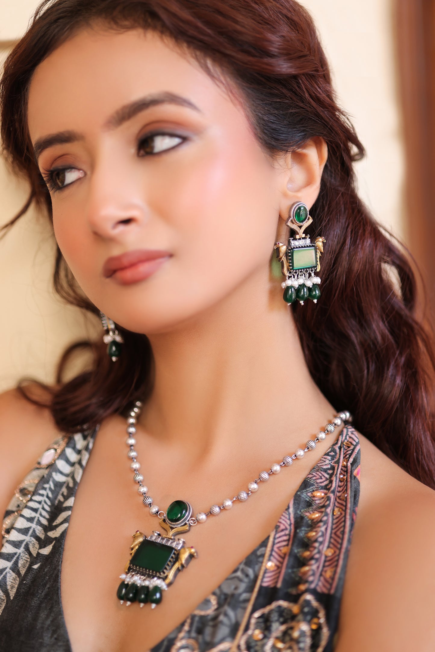 Emerald Regal Heritage Necklace Set