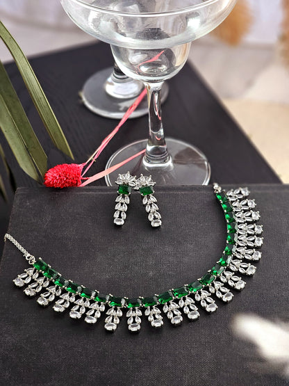 Emerald Grace Necklace Set