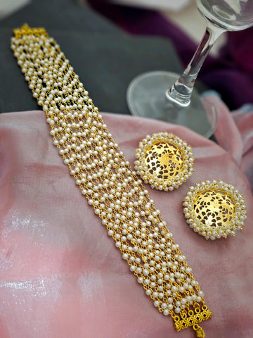 Samaira Timeless Opulent Pearl Embrace Choker Set