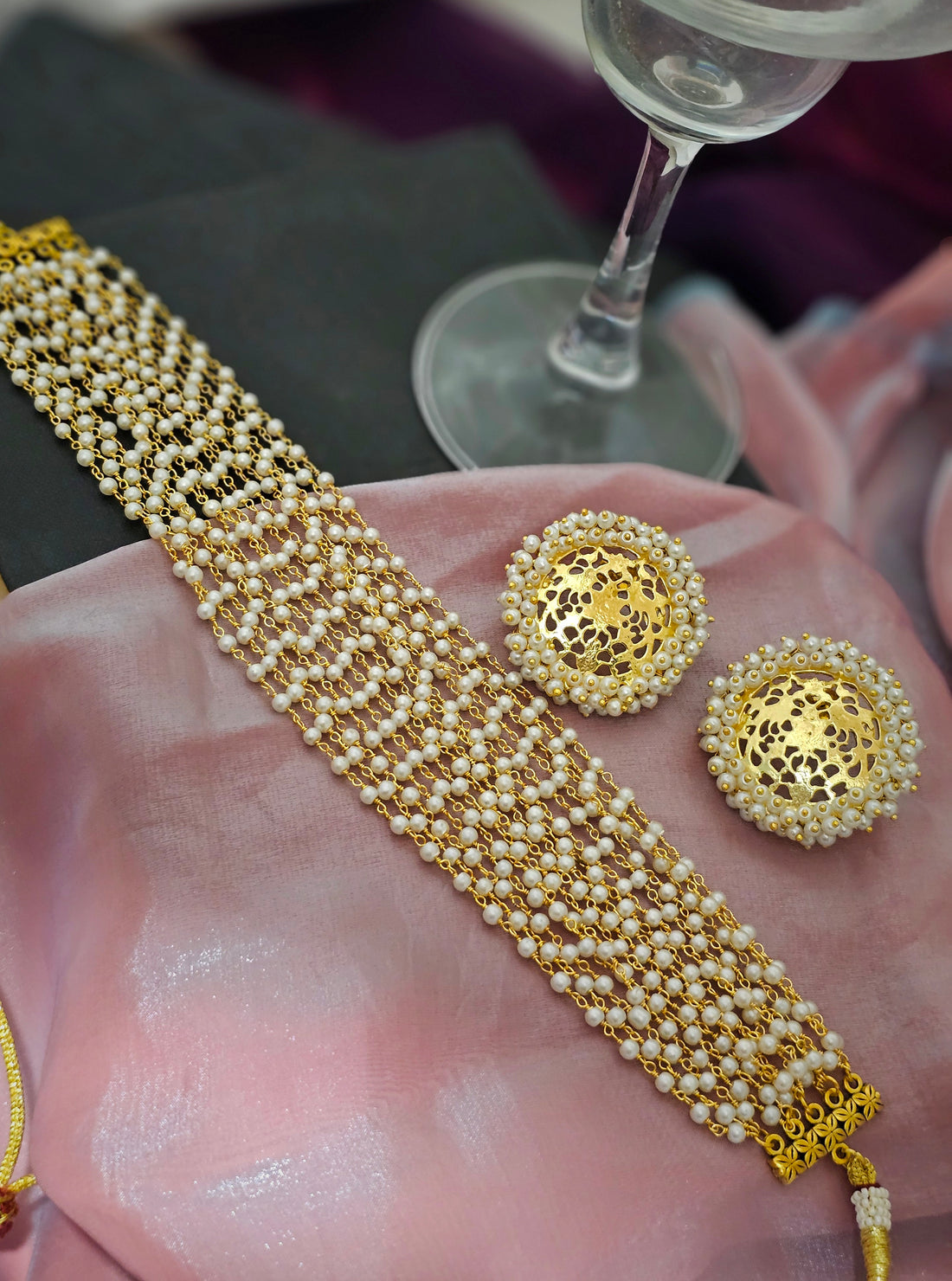 Samaira Timeless Opulent Pearl Embrace Choker Set