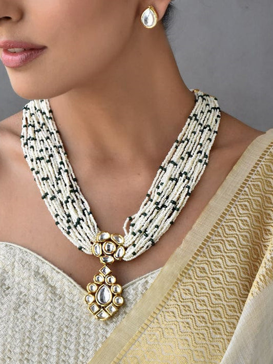 Royal Twilight Onyx Kundan Set