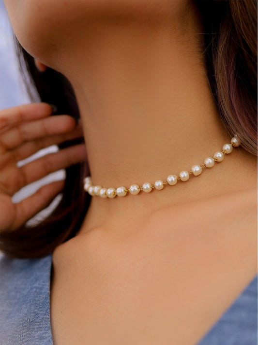 Nayra Natural Pearl Choker