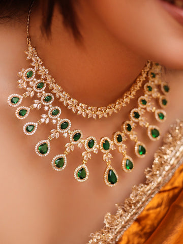 Sanaya Majestic Glow Emerald Empress Necklace Set