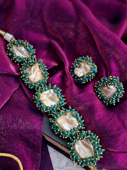 Verdant Pearl Harmony Necklace Set