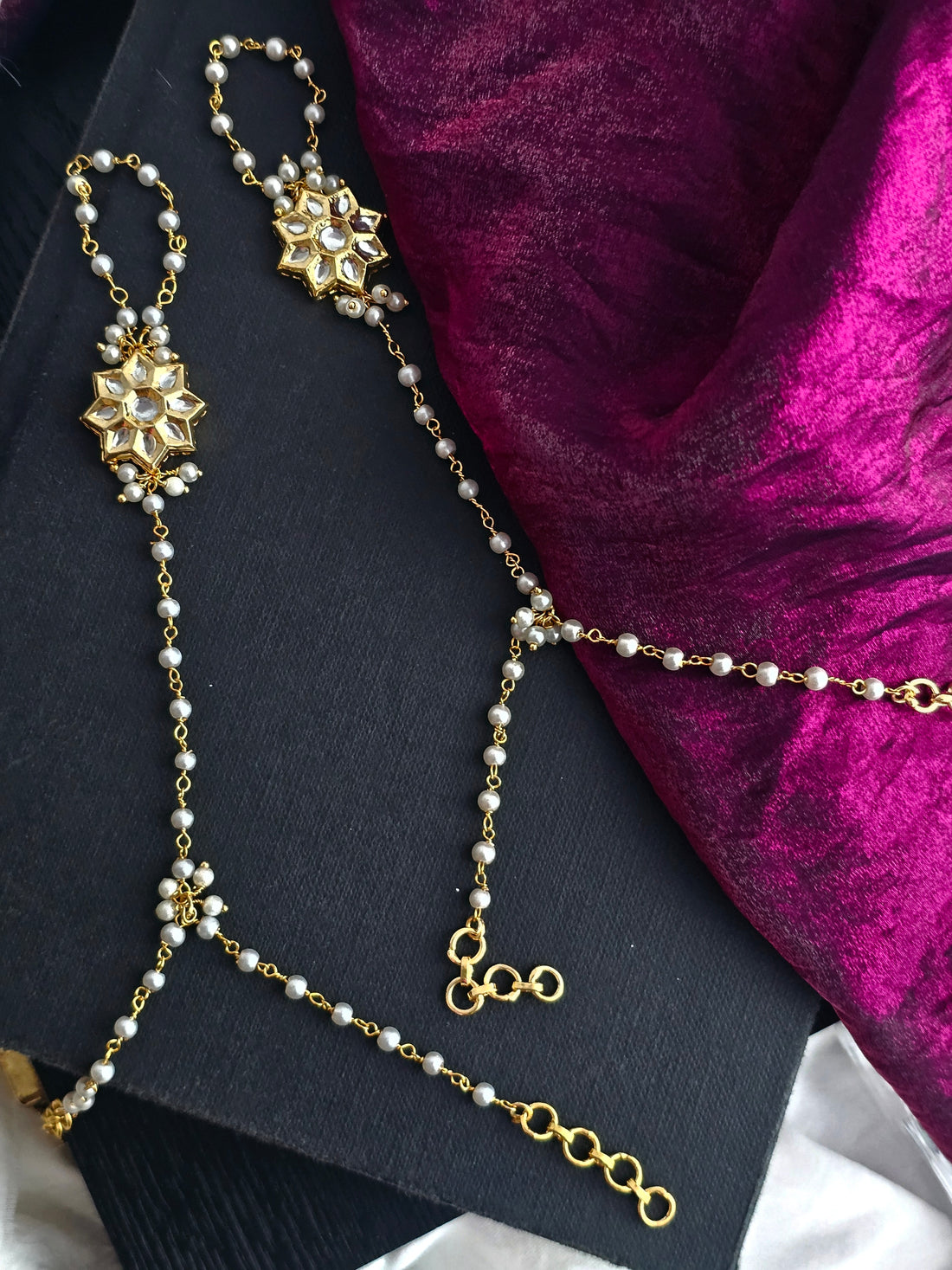 Blossom Pearl Minimal Hathphool