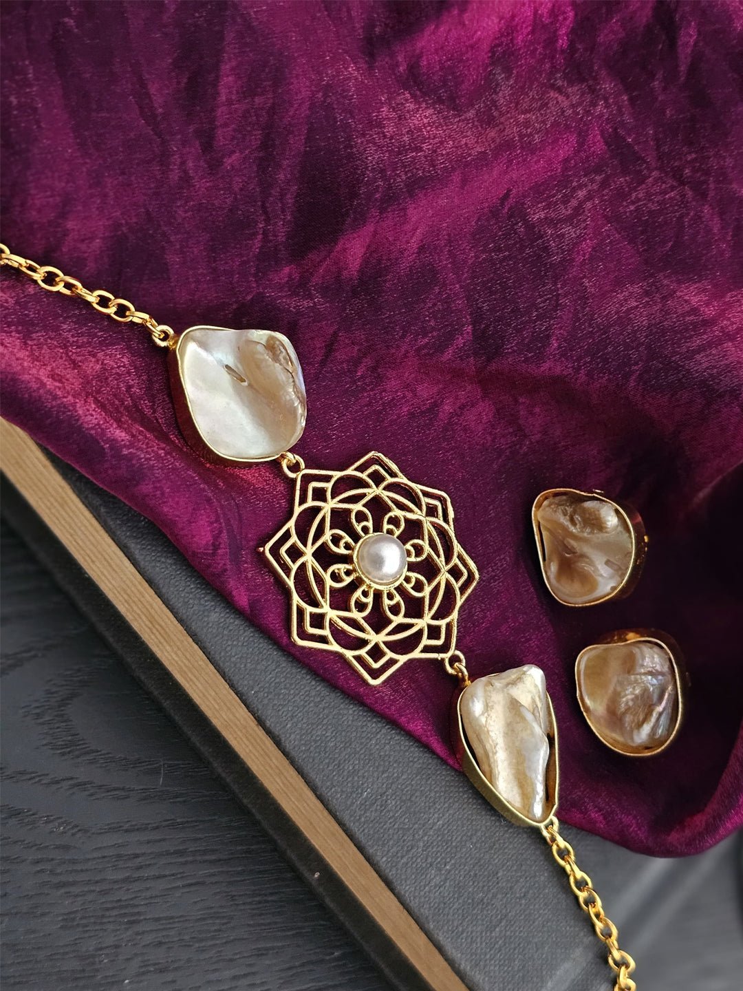 Anika Golden Blossom Mother Of Pearl Choker Set