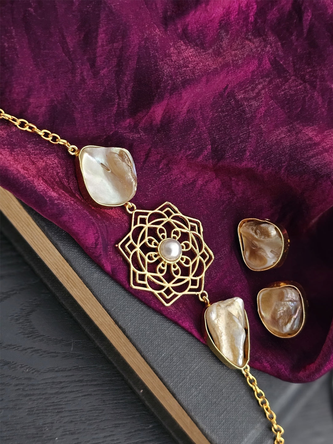 Anika Golden Blossom Mother Of Pearl Choker Set