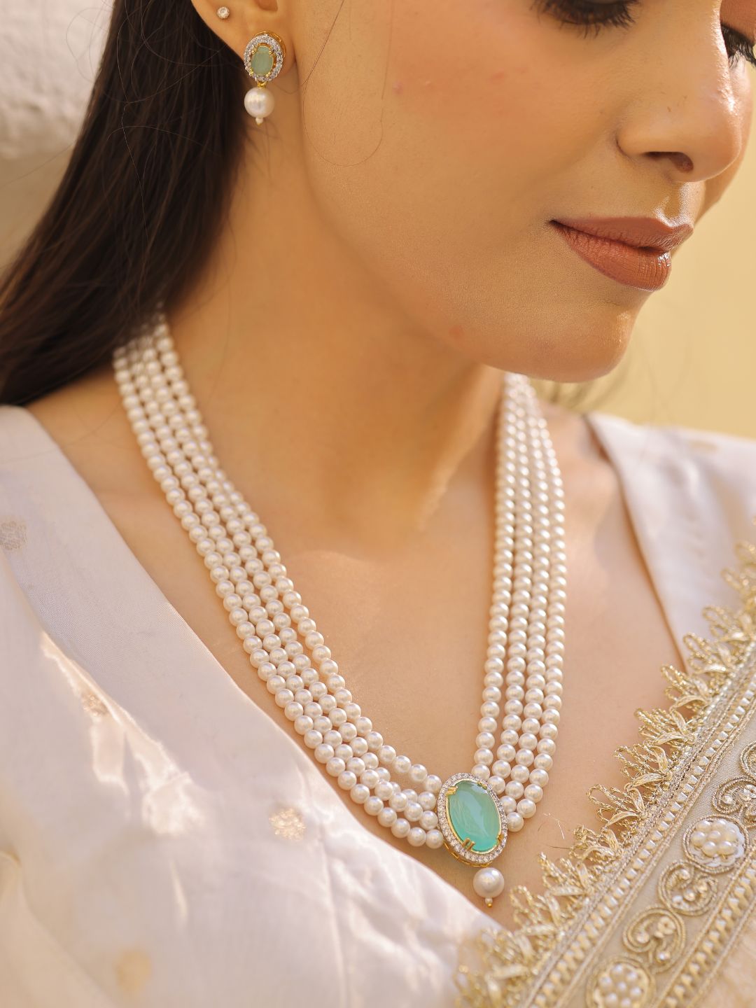 Flora Glow Necklace Set