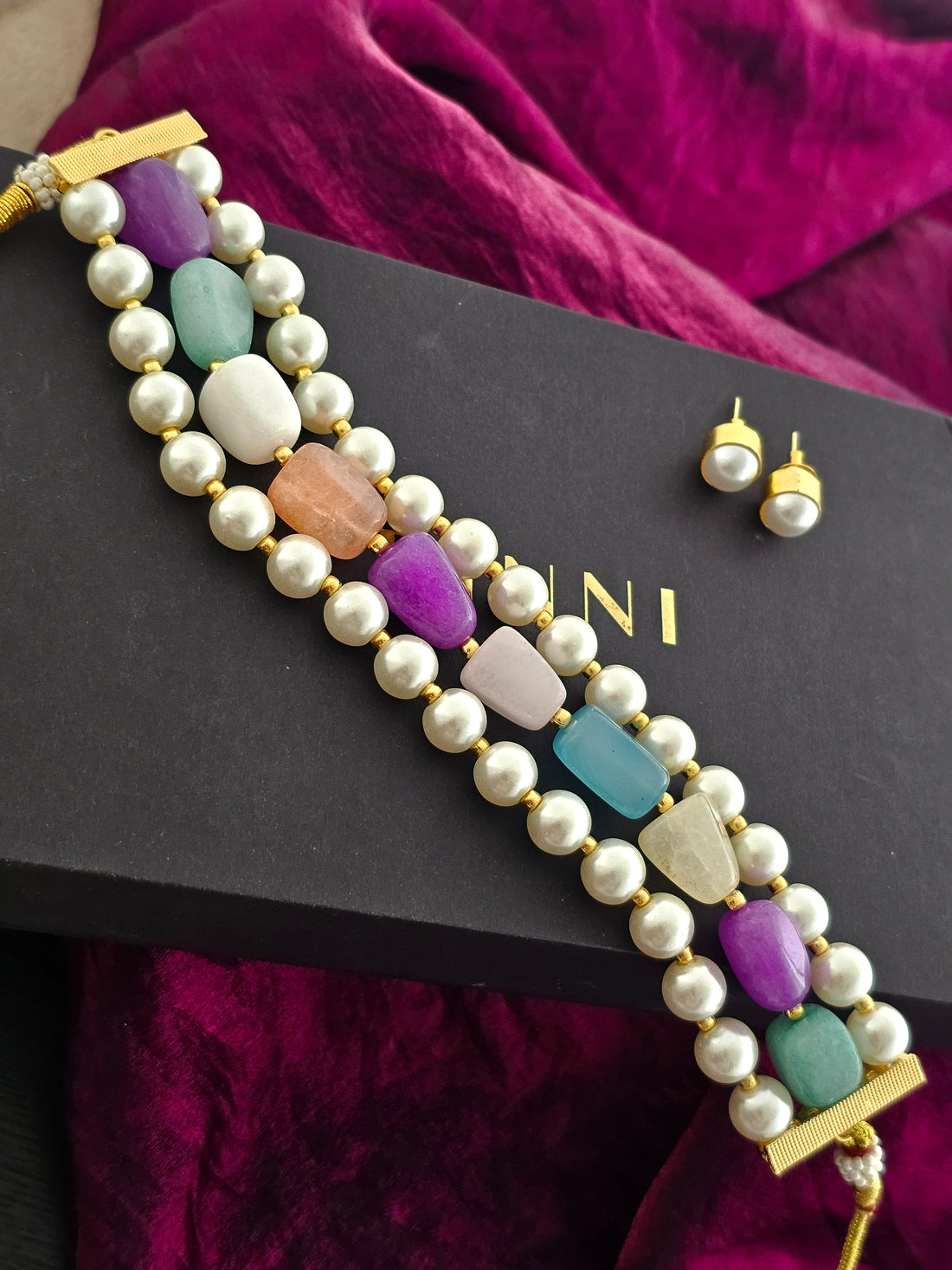 Luminara Choker Necklace Set