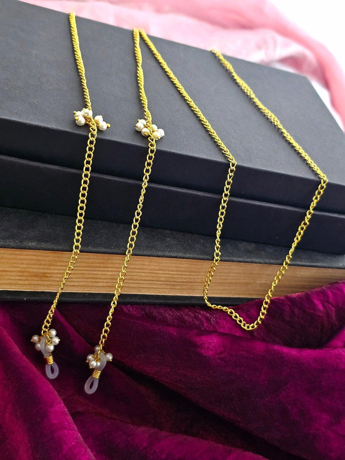 Pearl Link Chain Shade Sling