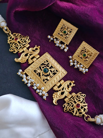 The Square Charm Choker Set