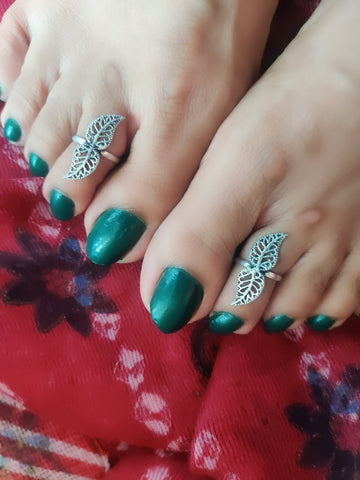 Binni' Wardrobe Hand crafted German Silver toe ring pair