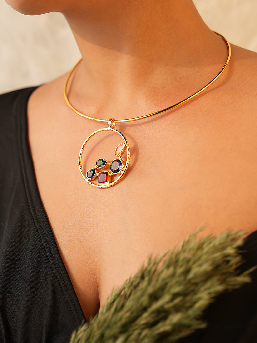 Elista Circular Hasuli Necklace Set