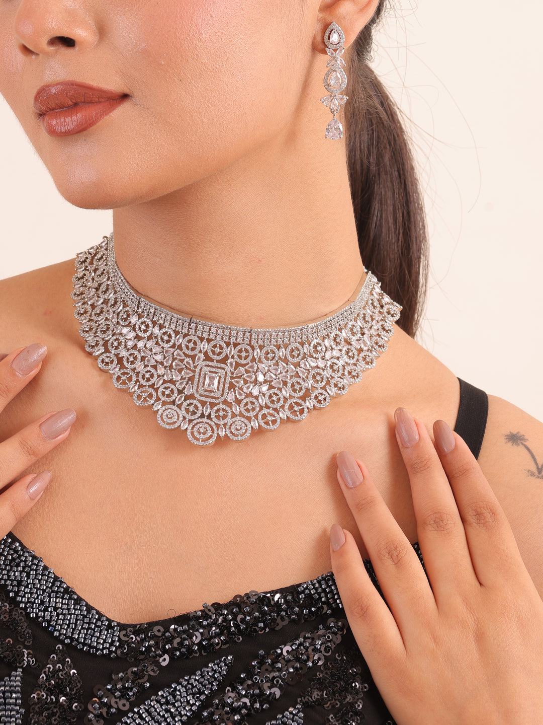 Silver Petal AD Necklace Set