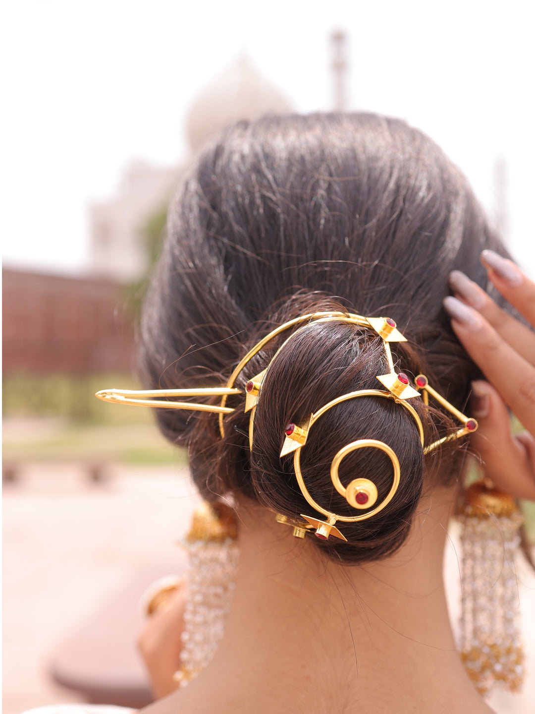 Vivara Regal Brass Hair Bun Cage