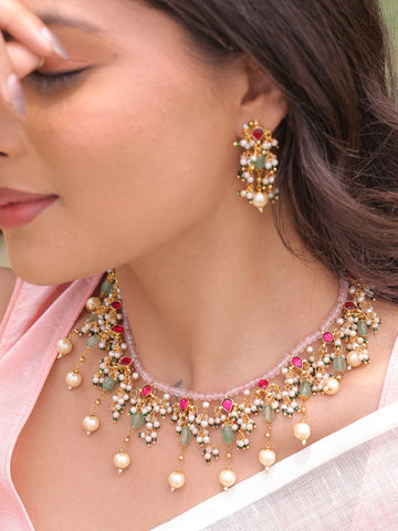 Tiyara Regal Aura Necklace Set