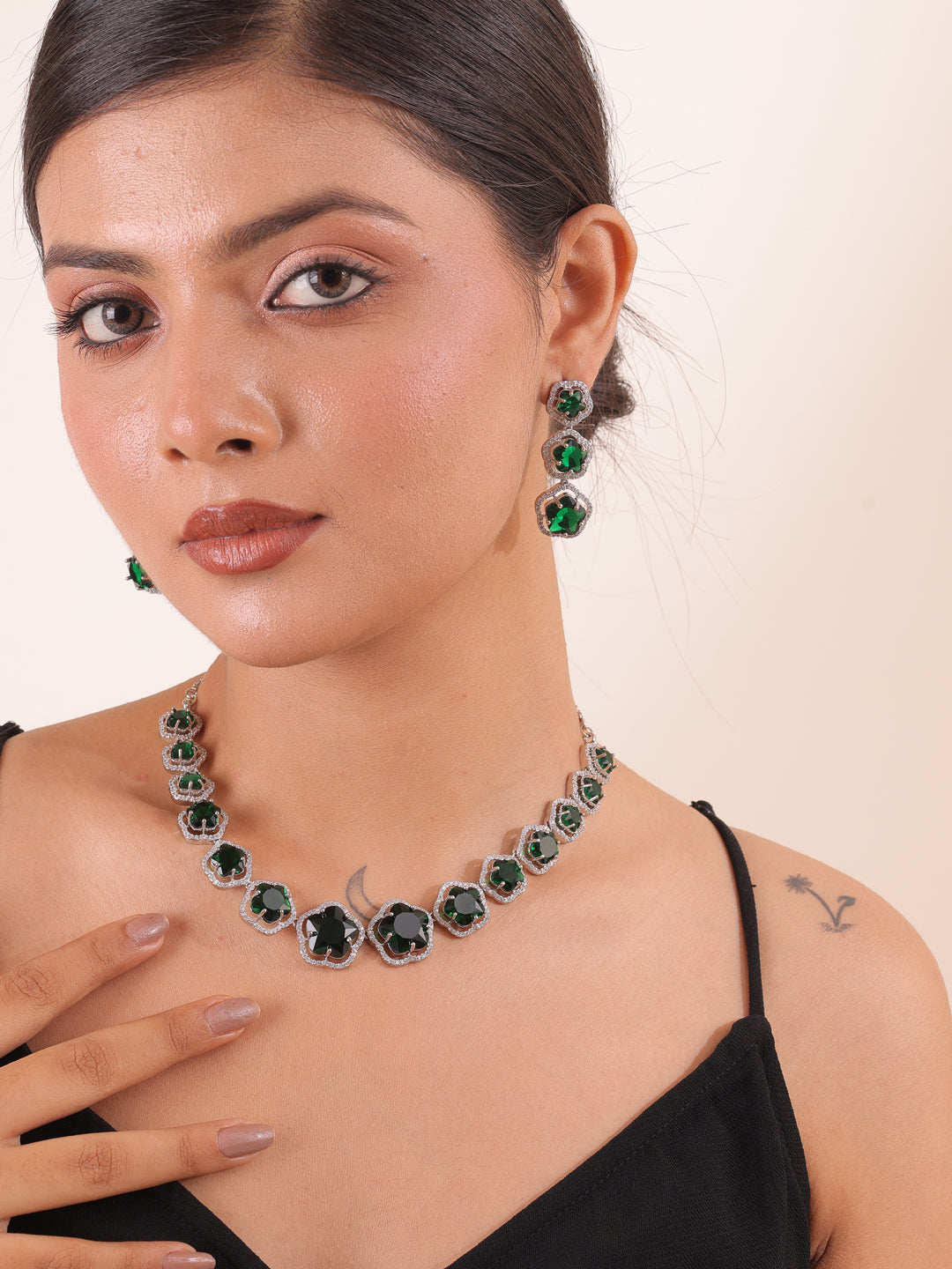 Emerald Dusk Necklace Set