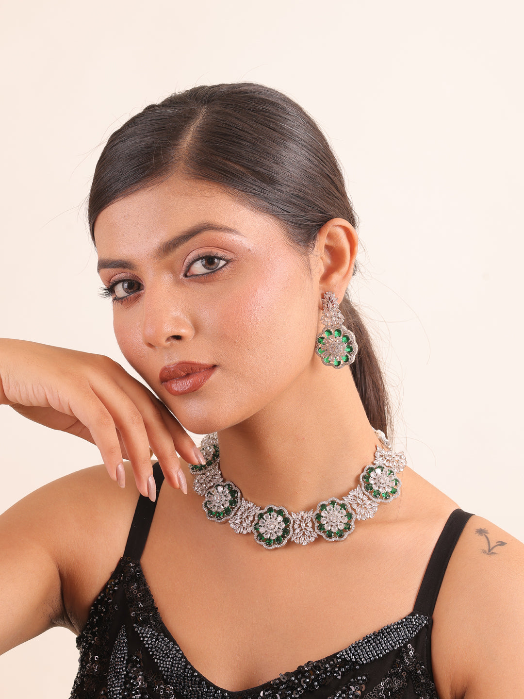 Emerald Flora AD Necklace Set