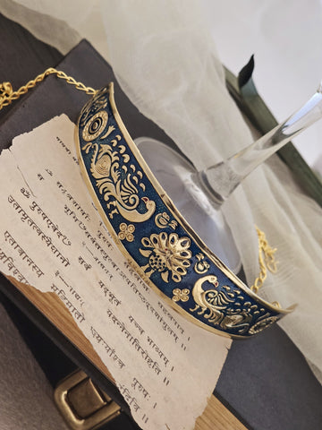 Gold-Toned Swirl Necklace