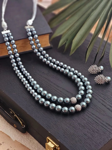 Srishti Whispers of Tranquility Pearl Necklace Set