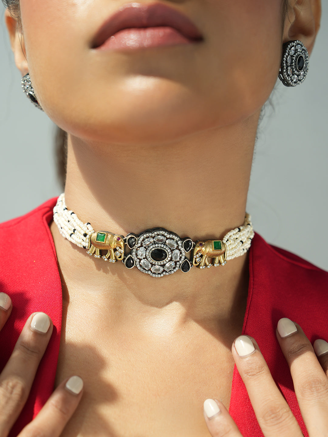 Elevara Necklace set