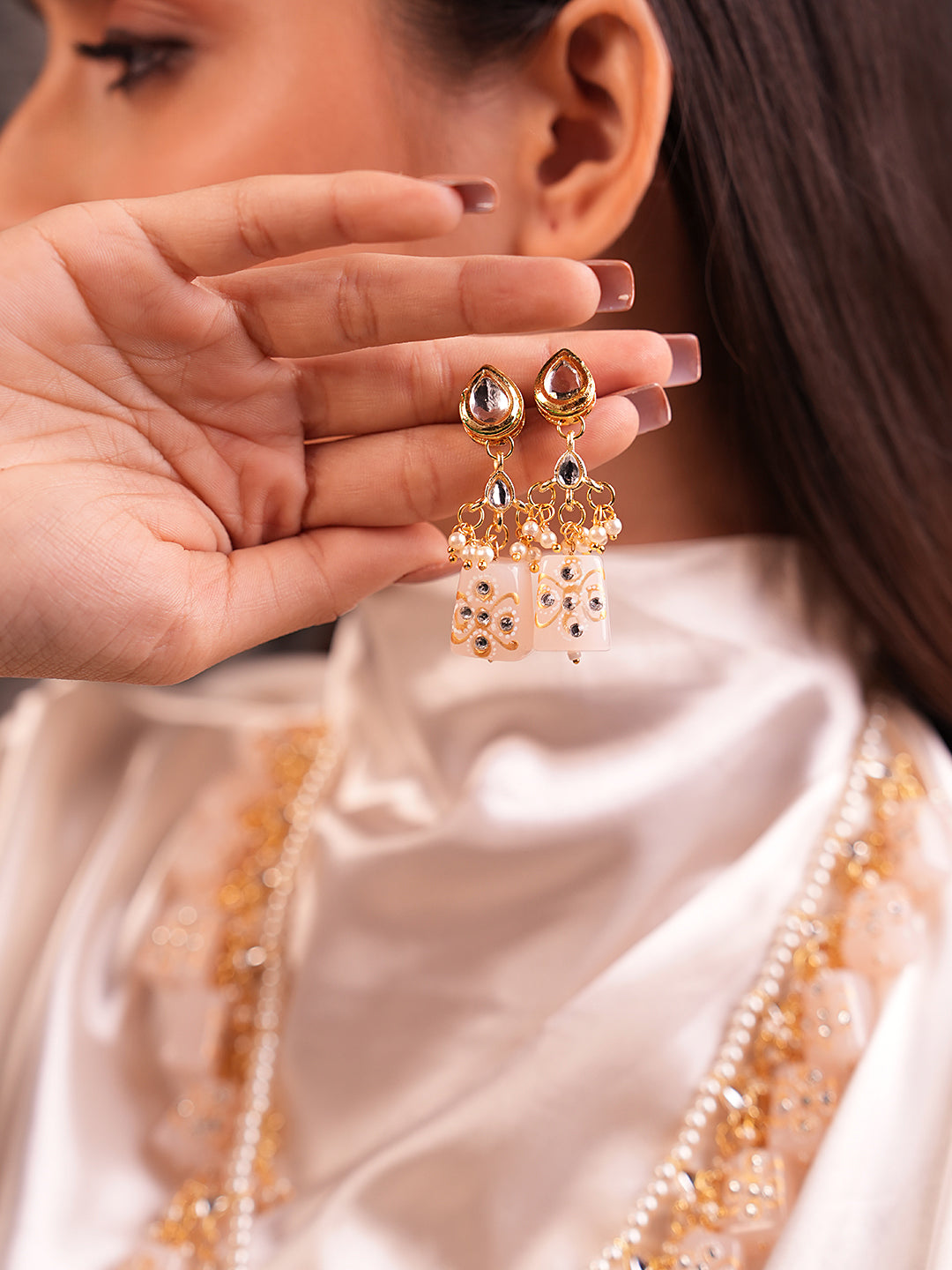 Roselia Handpainted Quartz And Kundan Necklace Set