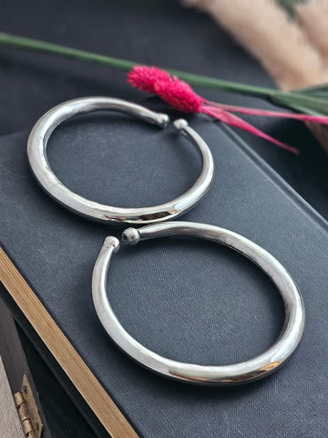 Ravina Ethereal Silver Charm Foot Kada