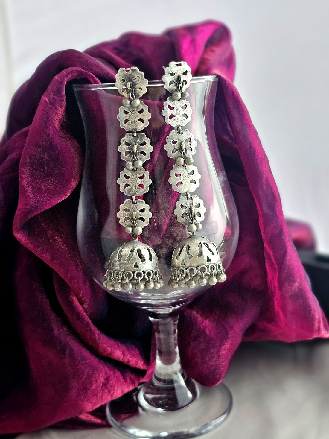 Women silver tone long dangler