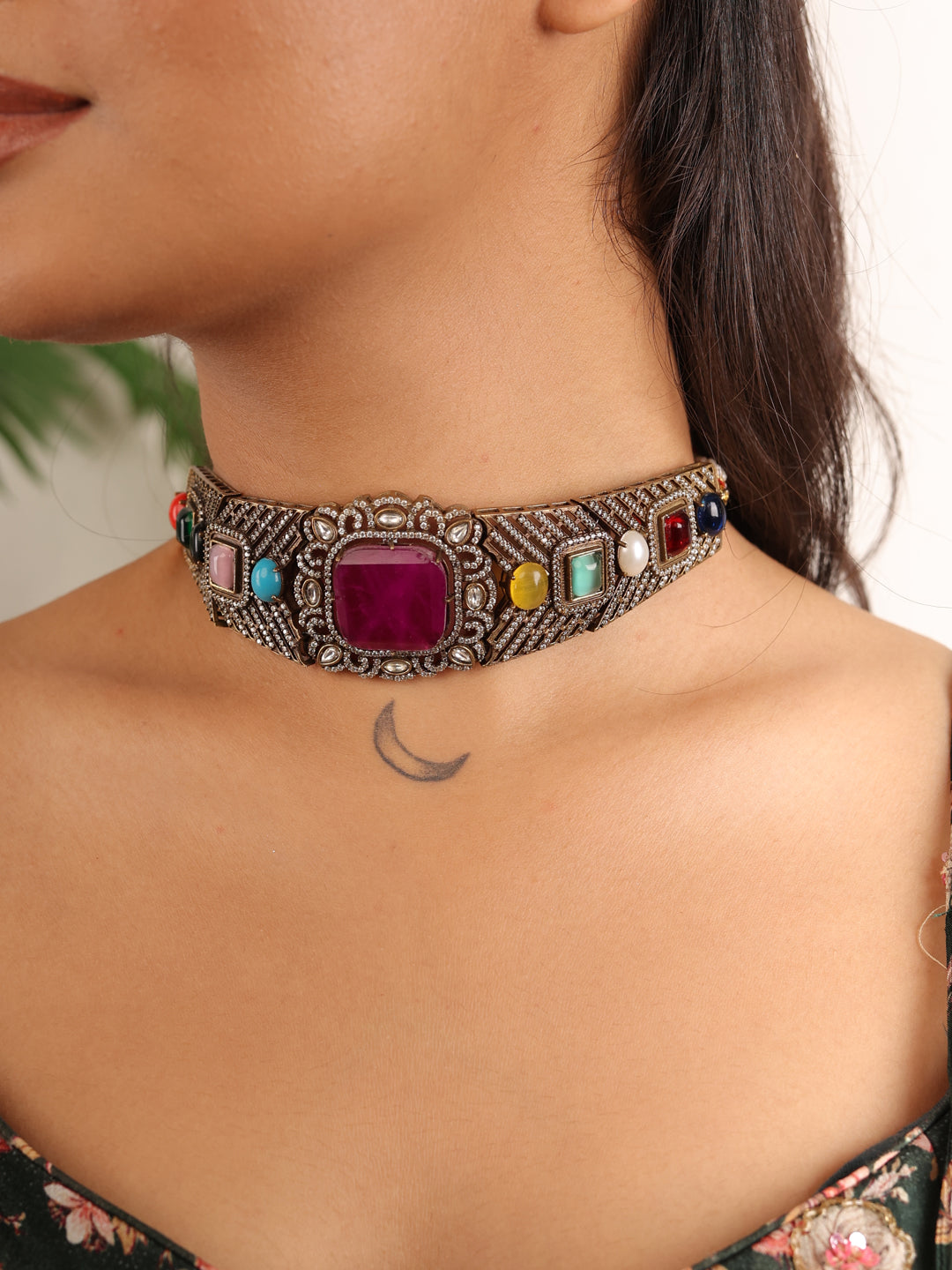Radiant Grace AD Choker
