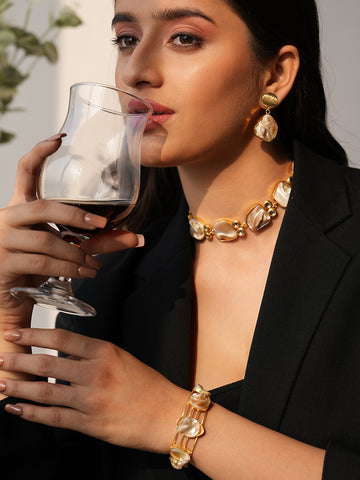 Elara Luxe Mother-of-Pearl Jewelry Set