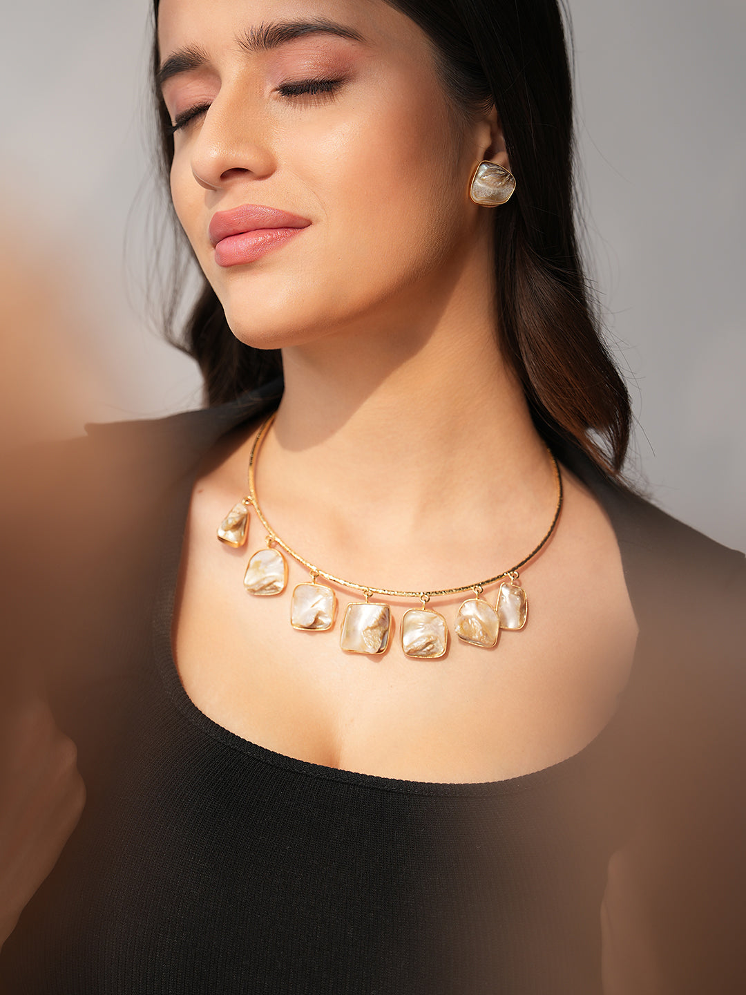 Eliana Gleaming Mother-Of-Pearl Necklace Set