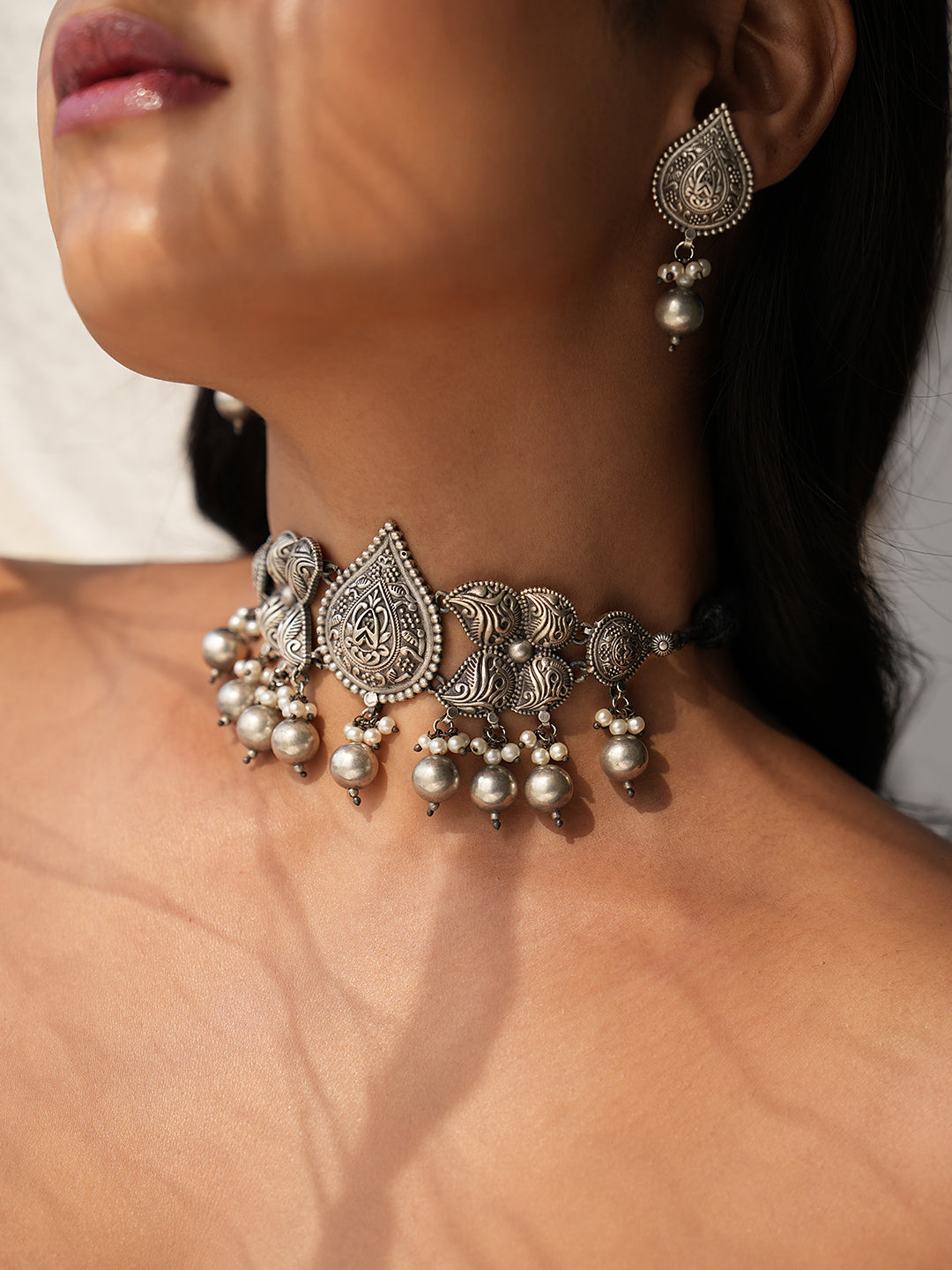 Aarohi Teardrop German Silver Choker Set