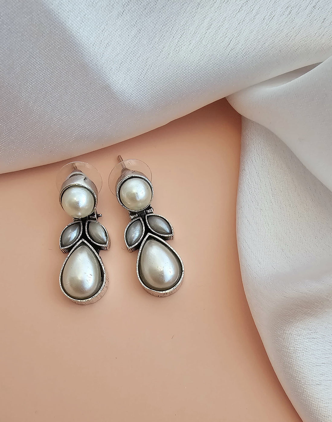 Vintage Pearl Teardrop Earrings