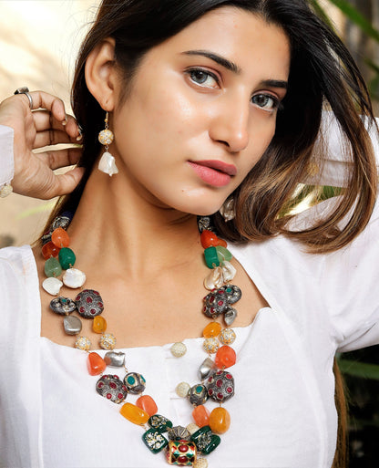 Soraya Mother Of Pearl And Quartz Necklace Set