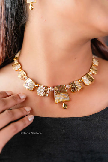 Elysian Splendor Dual-Plated Necklace Set