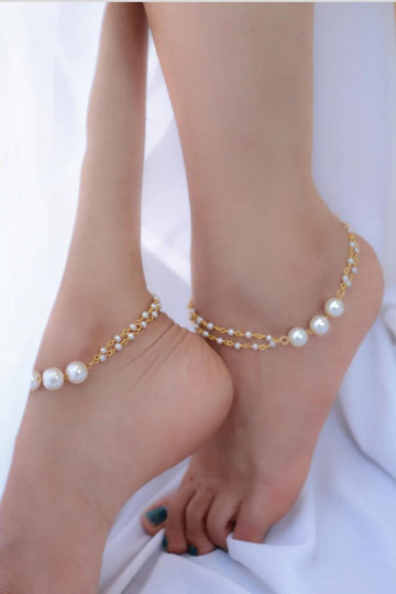 Elara Luminous Pearl Golden Anklets