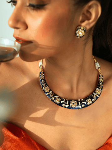 Blue Velvet Bloom Necklace Set
