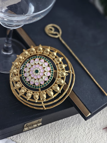 Golden Buncage & Stick