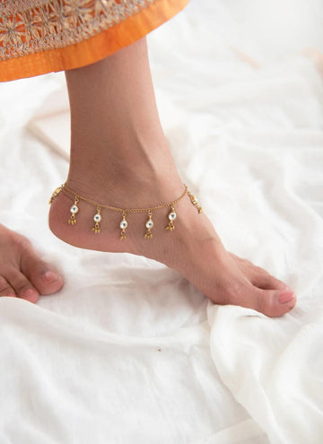 Golden Whisper Enchanted Pachi Kundan Anklet
